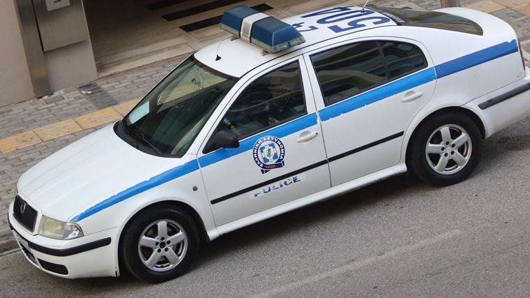 Προσποιήθηκε τον λογιστή και άρπαξε από ηλικιωμένη χιλιάδες ευρώ στην Πρέβεζα