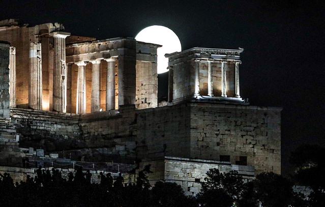 Πανσέληνος Αυγούστου: Τρία μουσεία στην πόλη με εκδηλώσεις για μια διαφορετική έξοδο με ολόγιομο φεγγάρι