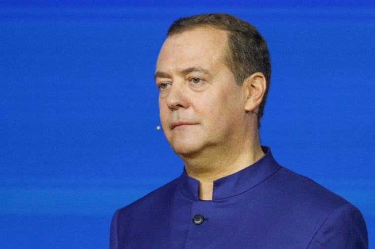 Γεωπολιτική βόμβα Medvedev: Όποιος σπέρνει εθνοτική σύγκρουση θα πληρώσει