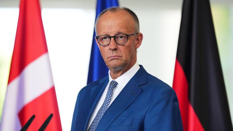 Γερμανία: Πώς η σαρωτική νίκη του AfD «στριμώχνει» τον Μερτς