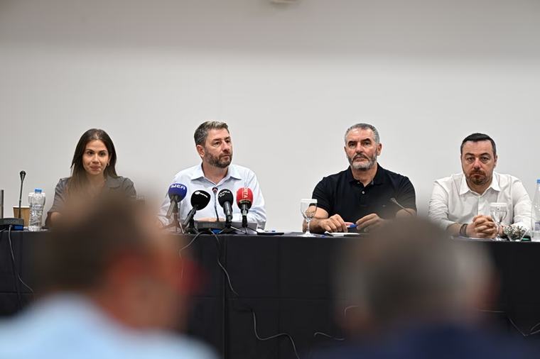 Ανδρουλάκης: Ρουσφετομάγαζο είναι σήμερα το υπουργείο Αγροτικής Ανάπτυξης – Τι είπε σε κτηνοτρόφους της Κρήτης
