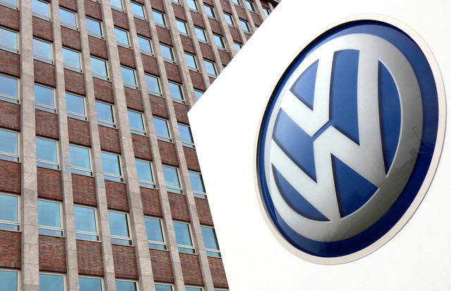 Volkswagen: Ανακοίνωσε ότι θα περικόψει 100.000 θέσεις εργασίας έως το τέλος της δεκαετίας