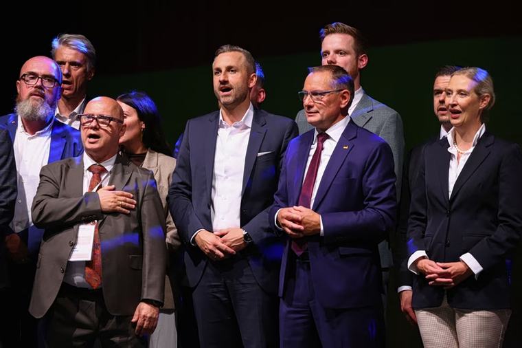 Η ιστορία και η άνοδος της AfD: Από κόμμα διαμαρτυρίας σε ακροδεξιά πολιτική δύναμη