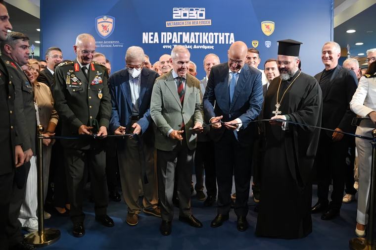 Εγκαίνια του Περιπτέρου του ΥΠΕΘΑ στην έναρξη της 90ης ΔΕΘ – Οι προτεραιότητες Δένδια