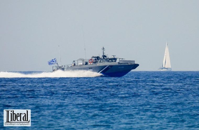 13:45 Διάσωση 33 αλλοδαπών νότια των Καλών Λιμένων