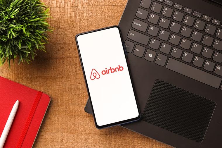 Φρένο στα Airbnb και το 2027 – Οι νέοι «κόφτες»
