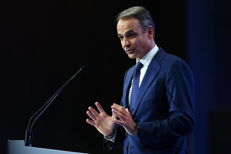 ΔΕΘ 2026: Οι σπόντες Μητσοτάκη κατά Τσίπρα με ένα τραγούδι: «Ωραία που τα λες, μα έλα που σε ξέρω»