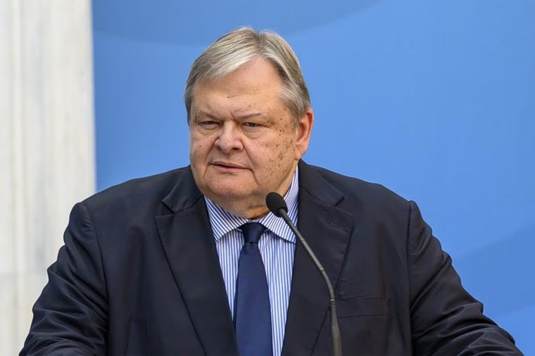 Βενιζέλος: «Ένα ισχυρό ΠαΣοΚ είναι και πάλι αναγκαίο»