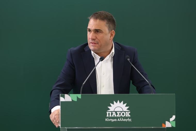Τσουκαλάς: Ο Μητσοτάκης είτε ζει σε γυάλα, ως άλλος Λουδοβίκος, είτε κυνικά επιχειρεί να παραπλανήσει τους πολίτες