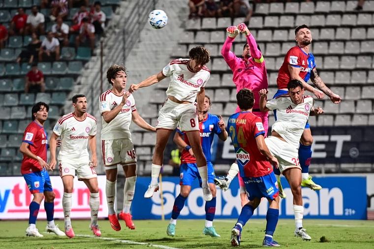 Super League: Η βαθμολογία μετά την ισοπαλία του Ολυμπιακού στο Πανθεσσαλικό με τον Βόλο