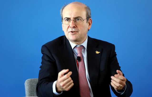 Χατζηδάκης: Με δικαιοσύνη και ευθύνη δώσαμε όσα περισσότερα γινόταν – H αντιπολίτευση με ρετρό αντίληψη θέλει να μας ξαναγυρίσει στο ’80
