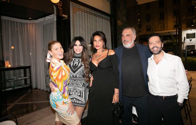 «Summer in the City» στο Athénée με λαμπερούς καλεσμένους, γεύσεις και μουσική στο κέντρο της Αθήνας