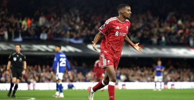 Premier League: Η πρώτη νίκη της Λίβερπουλ ήρθε με «υπογραφή» Ίσακ, 2-0 την Ίπσουιτς, δείτε τα γκολ