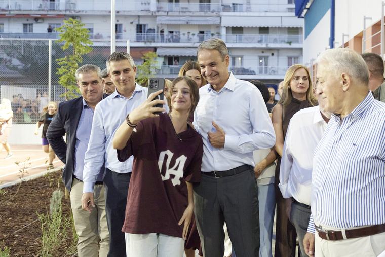 Κυριάκος Μητσοτάκης: «Η Θεσσαλονίκη αλλάζει» – Το βίντεο από την περιοδεία του στην πόλη