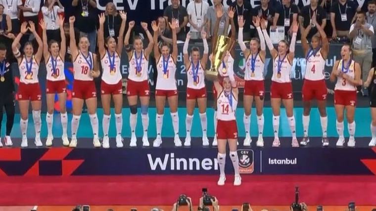 Back to back πρωταθλήτρια Ευρώπης η Τουρκία στο βόλεϊ γυναικών (vids)