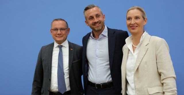 Μαζικές απελάσεις, σχολεία χωρίς Pride και «πατριωτική» τέχνη: Το όραμα του AfD για τη Γερμανία