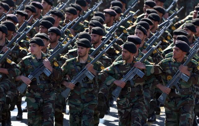 Οι ΗΠΑ έβαλαν στη «μαύρη λίστα» τουρκική τράπεζα επειδή μετέφερε εκατομμύρια δολάρια στους Φρουρούς της Επανάστασης