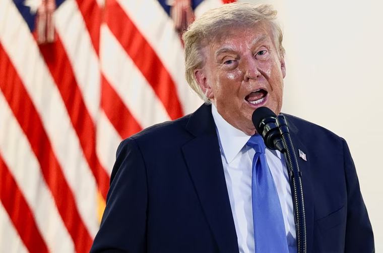 Τραμπ: Πιέζει τη Fed και απειλεί χώρες με αποκλεισμό